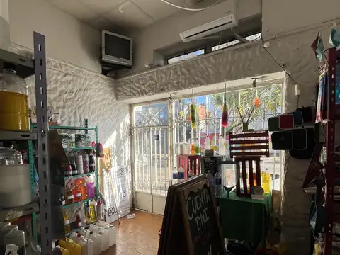 Local en Venta en Monte Castro, USD 65.000