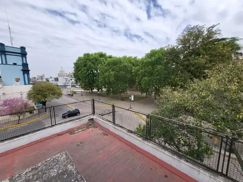 Depto Tipo Casa en Venta con 1 cocheras