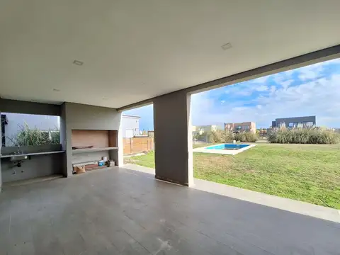 Casa en Venta en San Sebastian, USD 215.000