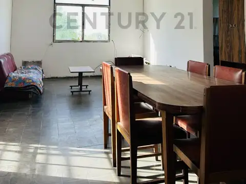 Carola Lorenzini 1604 2° Piso depto 10