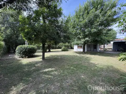 VENTA - CASA CON HERMOSO PARQUE-BARRIO PELLEGRINI II -VILLA ROSA-PILAR