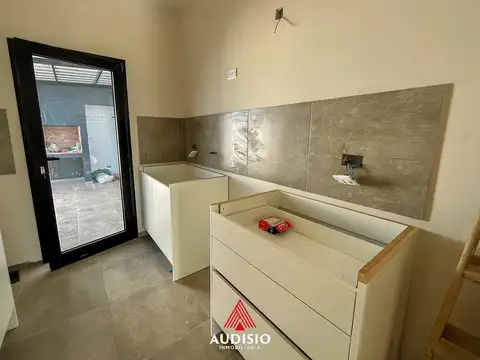 Depto Tipo Casa en Venta en Cordoba, USD 110.000