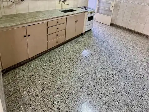 Departamento en Venta en Villa del Parque, USD 145.000