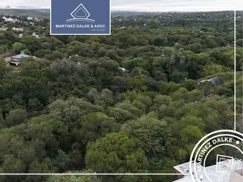Terreno en Venta 93  mts Frente