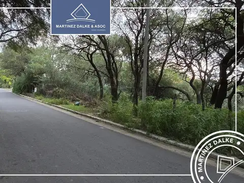Terreno en Venta en Villa Warcalde, USD 705.000
