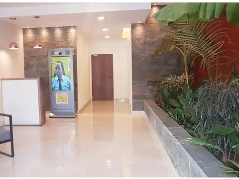 Av Independencia 2800, Piso 7