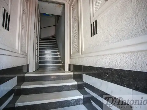 Depto Tipo Casa en Venta al Oeste