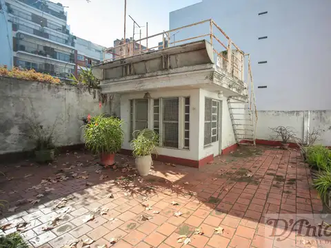 Depto Tipo Casa en Venta en Caballito, USD 200.000