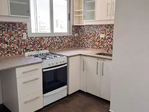 3 ambientes muy luminoso piso alto