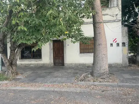 CASA PH 3 AMB EN VENTA EN HAEDO
