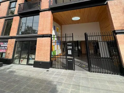 Departamento 4 ambientes en venta en Ituzaingoitu