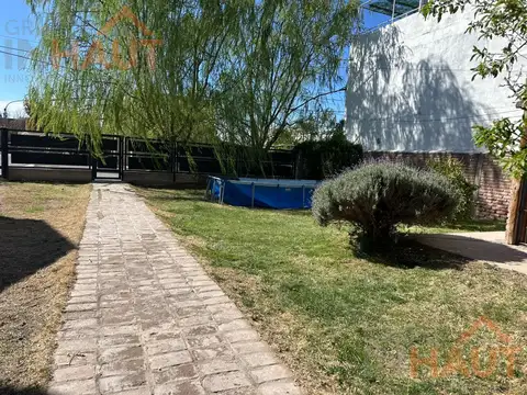 CASA EN VENTA BARRIO LAS VIÑAS - APTA CRÉDITO