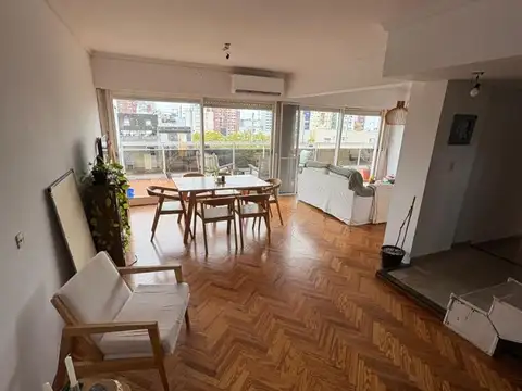 Penna 820 , Piso 8