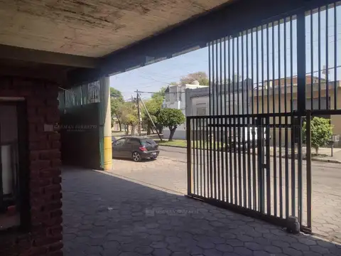 Galpon en Venta en Lanús, USD 1.100.000
