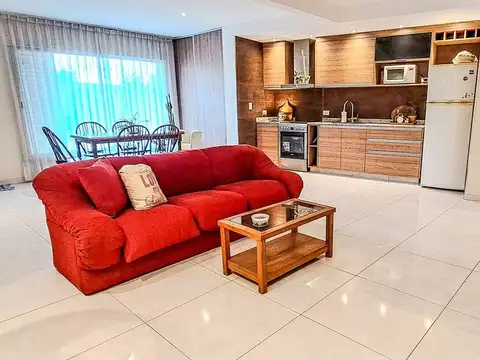 Depto Tipo Casa en Venta de 2 dormitorios