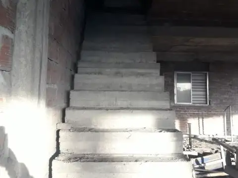 PERMUTA - DEPARTAMENTO A TERMINAR  - ISIDRO CASANOVA