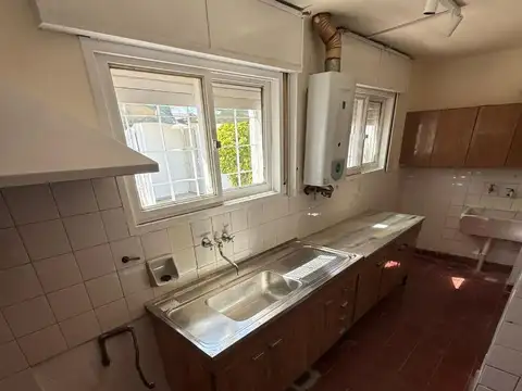 Casa en Alquiler al Oeste