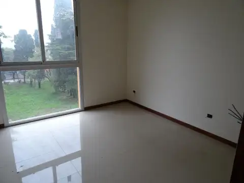Departamento en Venta en Campana, USD 110.000