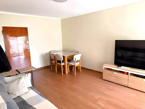 DEPARTAMENTO DE 3 AMBIENTES BALCON FRANCES ORIENTACION ESTE
