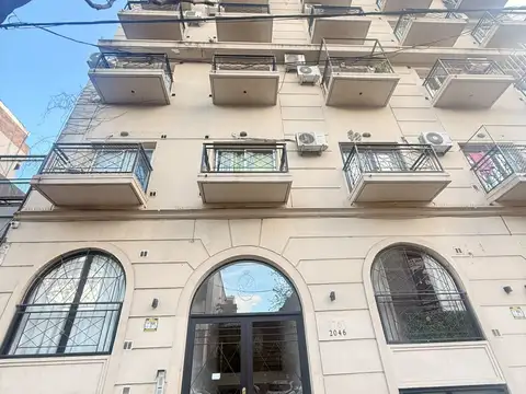 ALQUILA MONOAMBIIENTE EN MONTE CASTRO