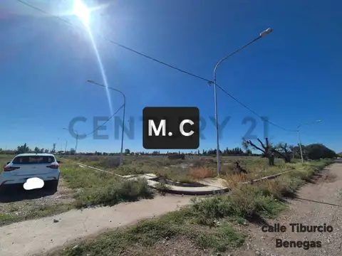 Paraguay y calle Proyectada 100, Piso 0