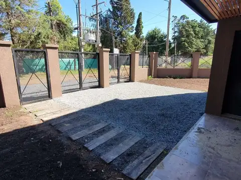 Casa en Venta con 1 cochera