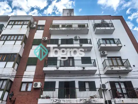 Departamento en venta de 3 dormitorios con cochera en Microcentro - Salta