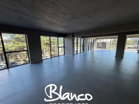 Oficina A Estrenar en Alquiler en Proa Pilar, G.B.A. Zona Norte, Argentina