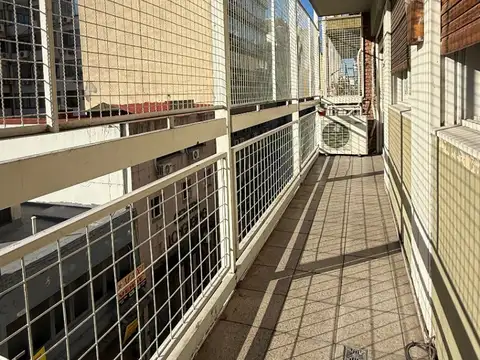 Departamento 4 ambientes con 2 baños