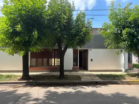CASA EN VENTA, MERCEDES