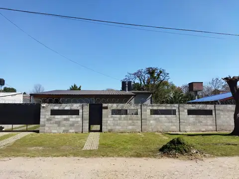 Elpidio González 2300