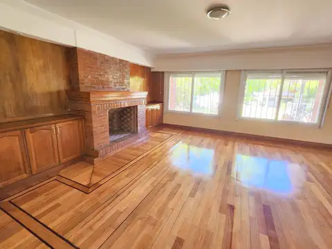 Casa en Alquiler en Martínez Vías / Libertador, USD 5.500