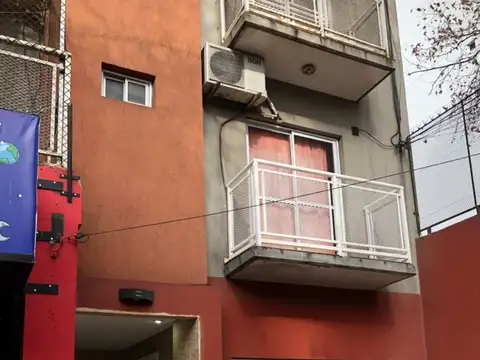 La Merced 4700, Piso 1