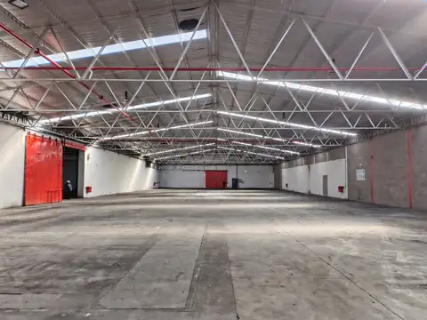 Galpon en Alquiler 80  mts Fondo