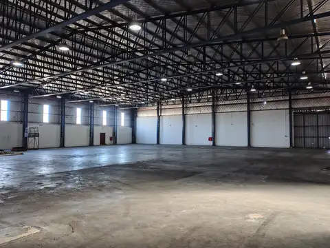 Galpon en Alquiler en Pilar, USD 32.000