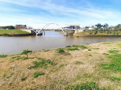 Terreno en Venta de 903,0 m2