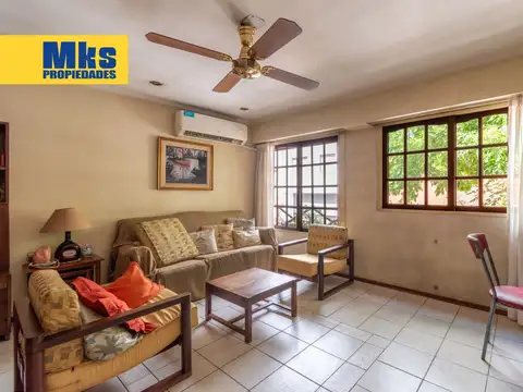 Tacuari 1900, Piso PB