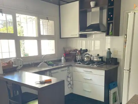 Casa en alquiler temporario c/ cochera en Cantegril