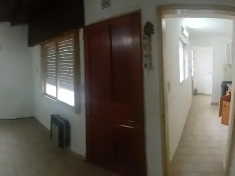 Depto Tipo Casa 2 ambientes con 1 baño