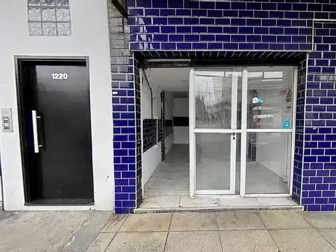 LOCAL COMERCIAL EN ALQUILER SOBRE AV. SAN MARTÍN