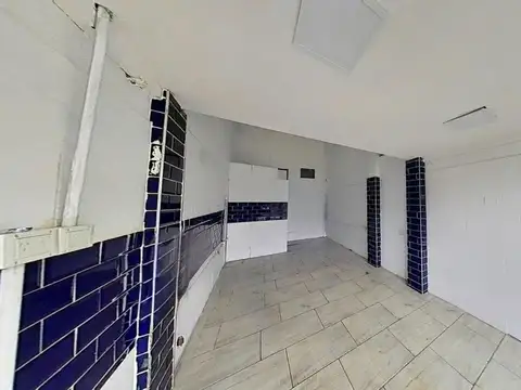 Local en Alquiler en Caseros, $ 700.000