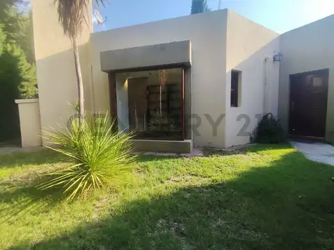 Casa en Venta en Chacras de Coria, USD 220.000