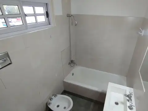 Moreno 1954 , Piso 5