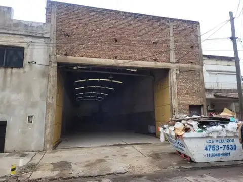 Alquiler Galpón de 455 m² en Villa Libertad