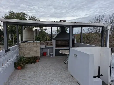 Depto Tipo Casa en Venta de 9 ambientes