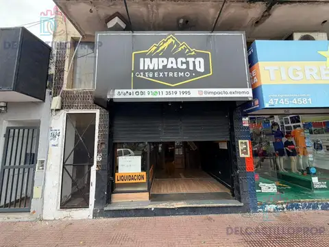 Local comercial sobre Av Avellaneda - a metros de la estación de Virreyes