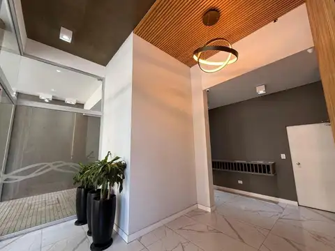 VENTA - Departamento de 1 dormitorio con patio, Pichincha, Rosario