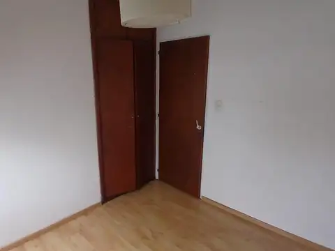 Departamento 2 Dormitorios-Alquiler-La Plata-4 esquina 55
