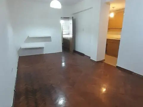 Av. General Paz 186 , Piso 4