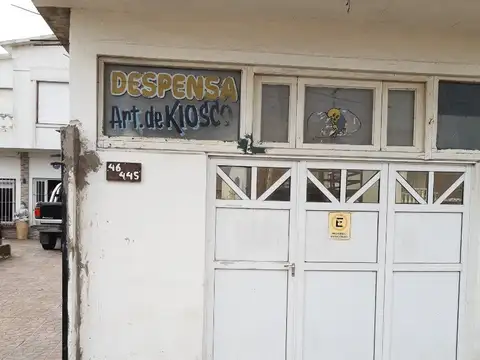 Excelente Propiedad con 2 dúplex y local garage en Santa Teresita 